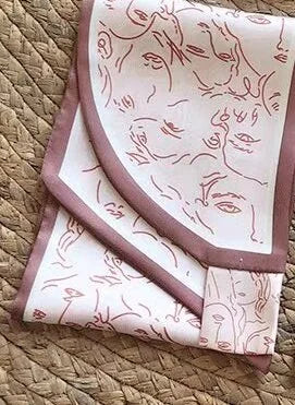 Rose Faces Loop Scarf