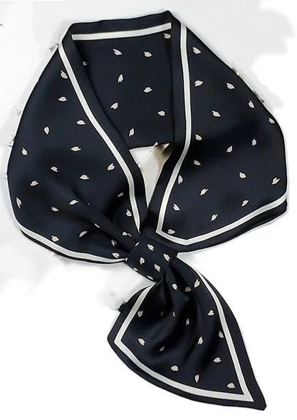 Leaves Loop Scarf Black