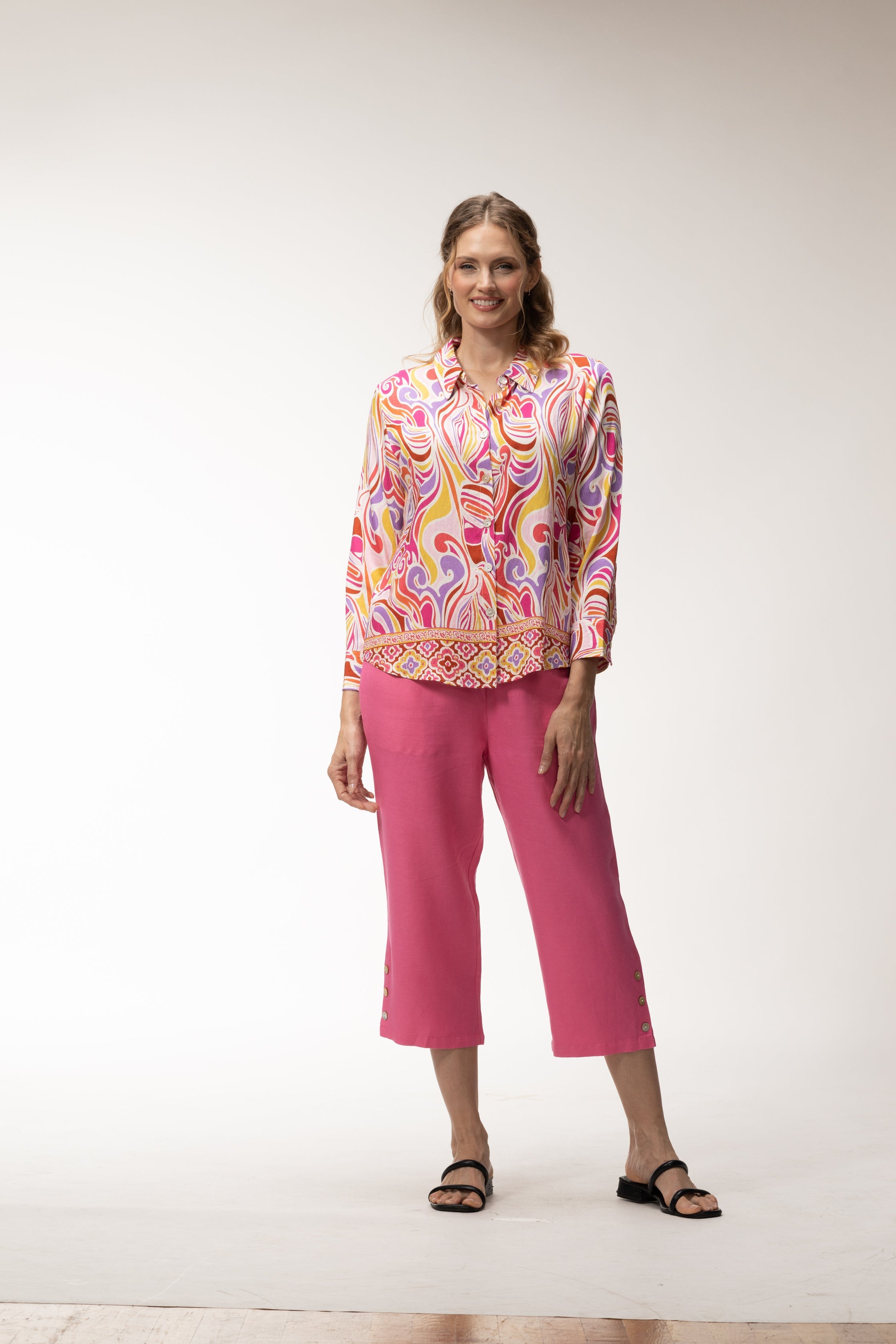 Too Fan | Swirls Top