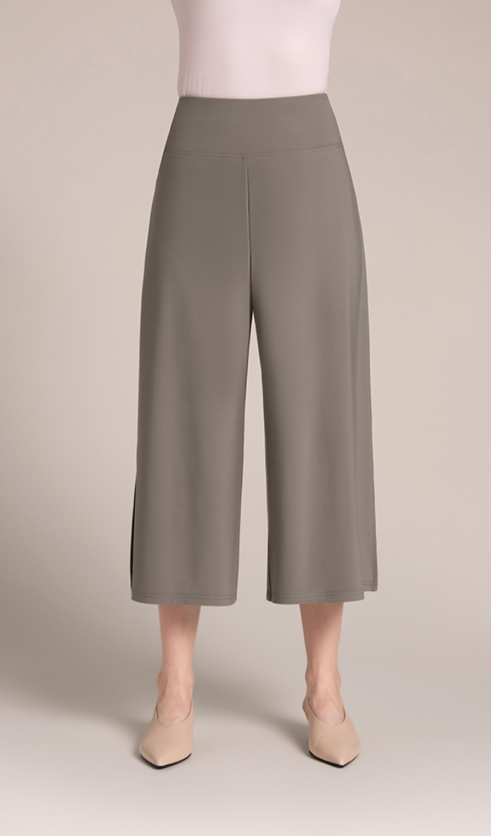 Sympli | Side Slit Wide Capri