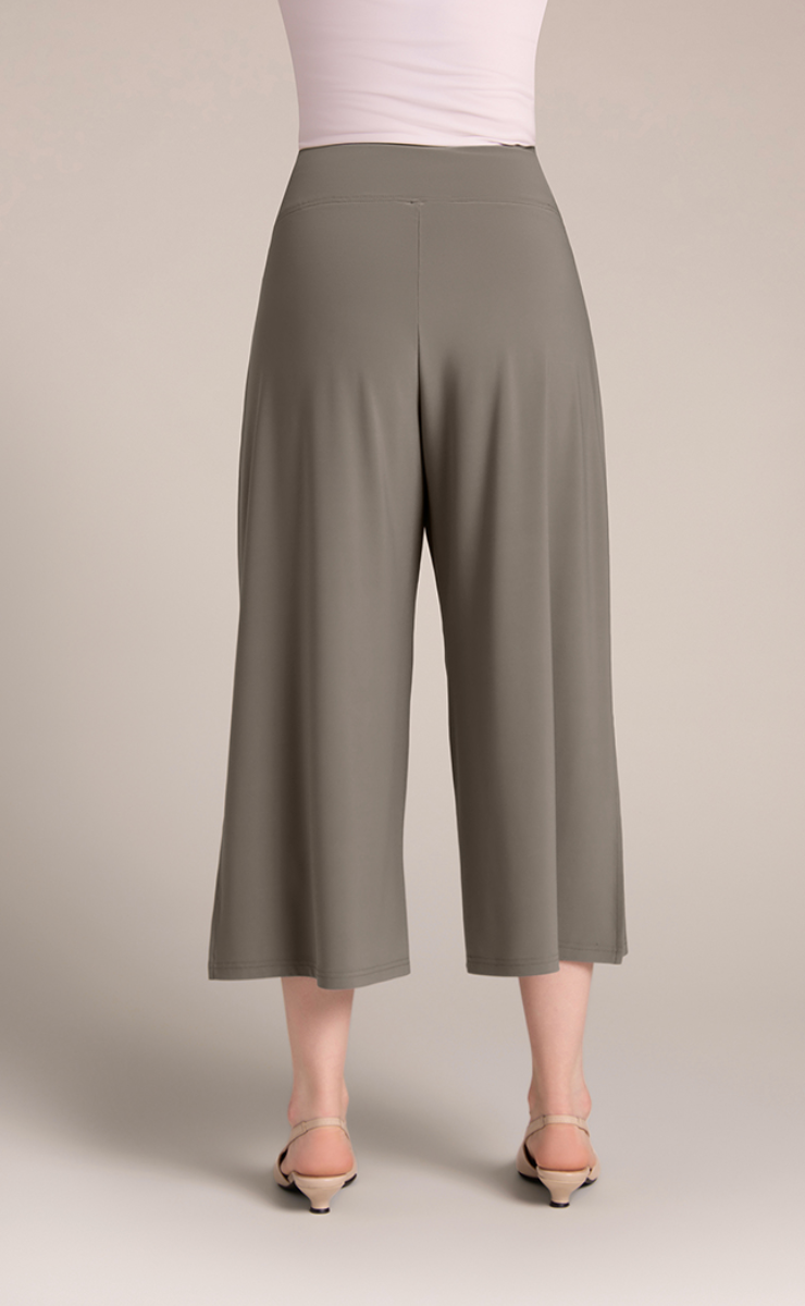 Sympli | Side Slit Wide Capri