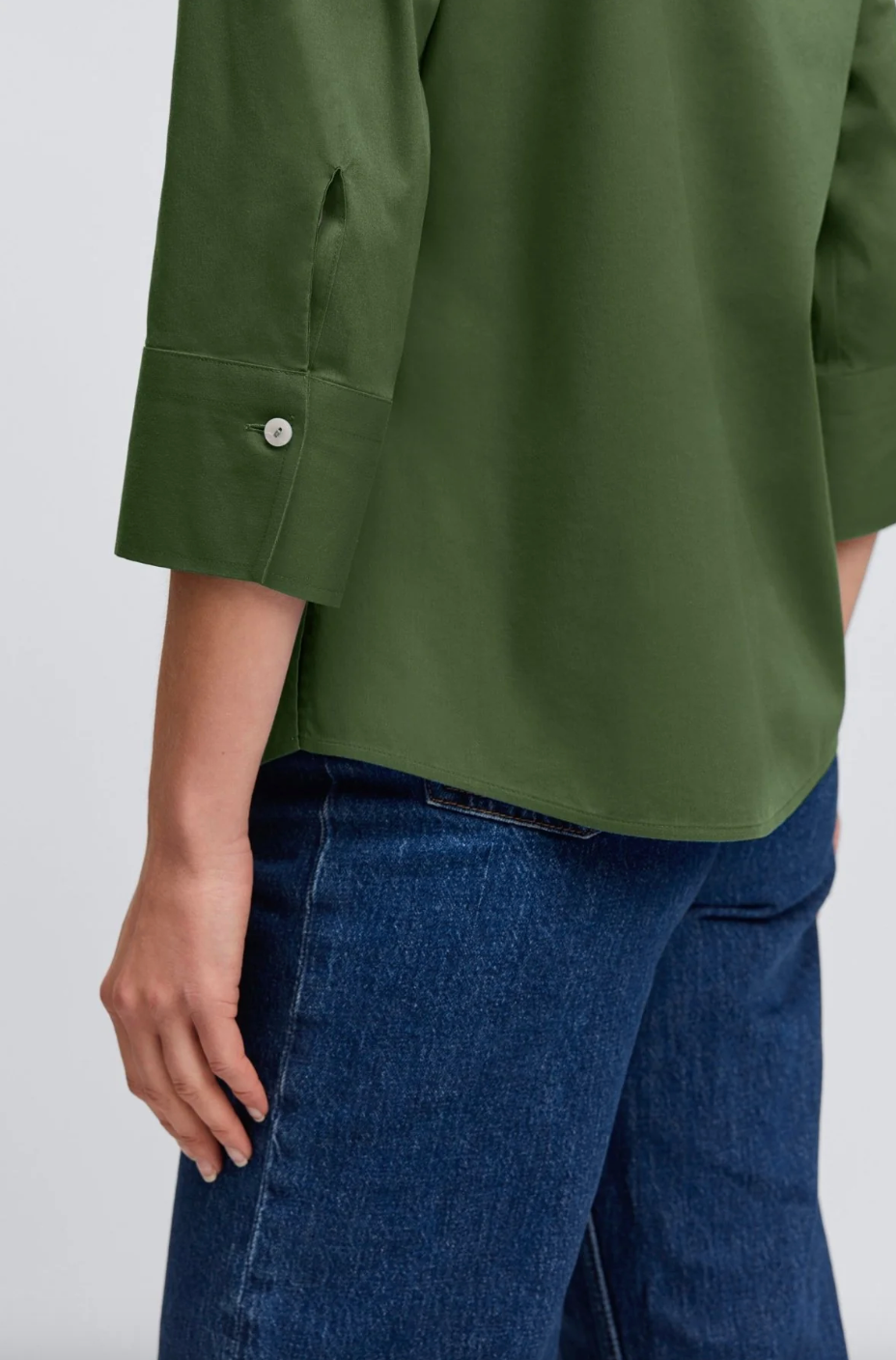 Foxcroft | Mary Solid Top Basil