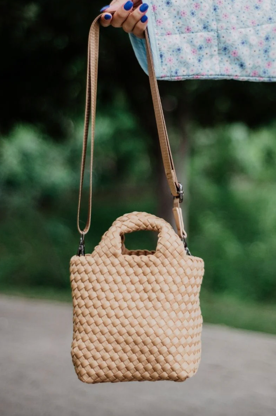 Katydid | Neoprene Braided Clutch