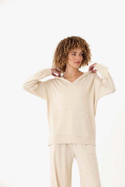 Threads 4 | Hoody Top