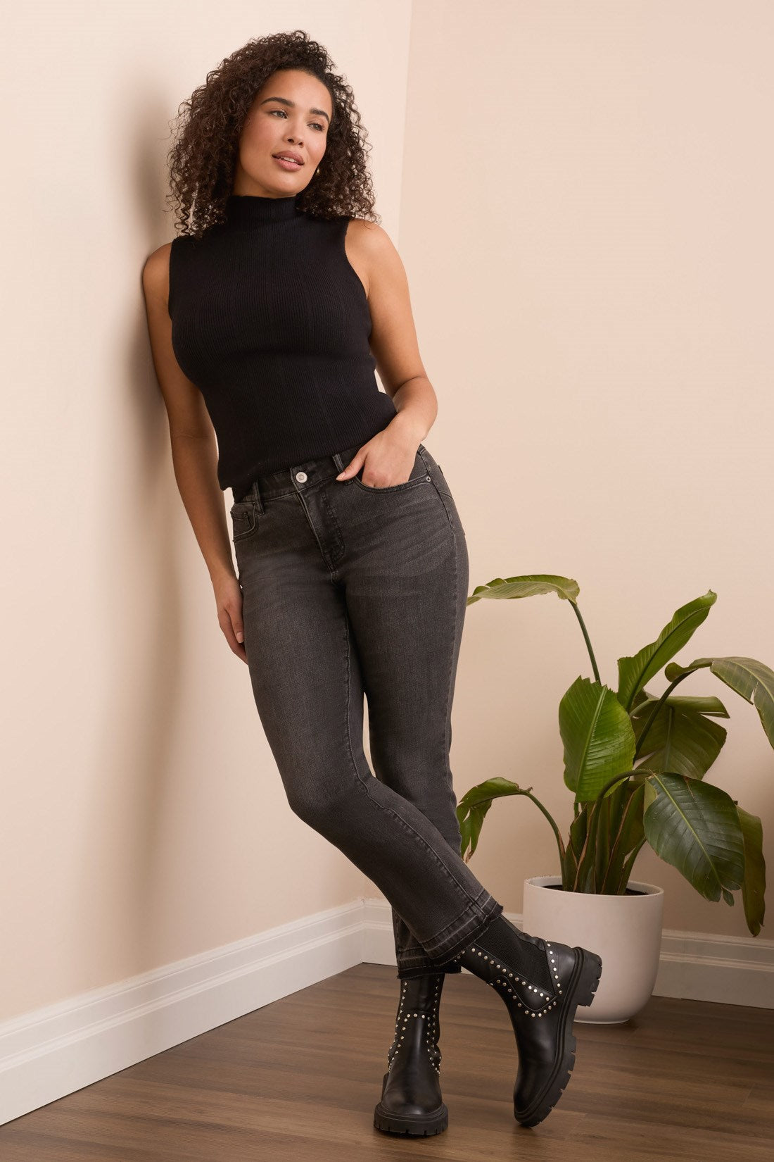 Tribal | Sophia Curvy Hugging Microflare Jeans