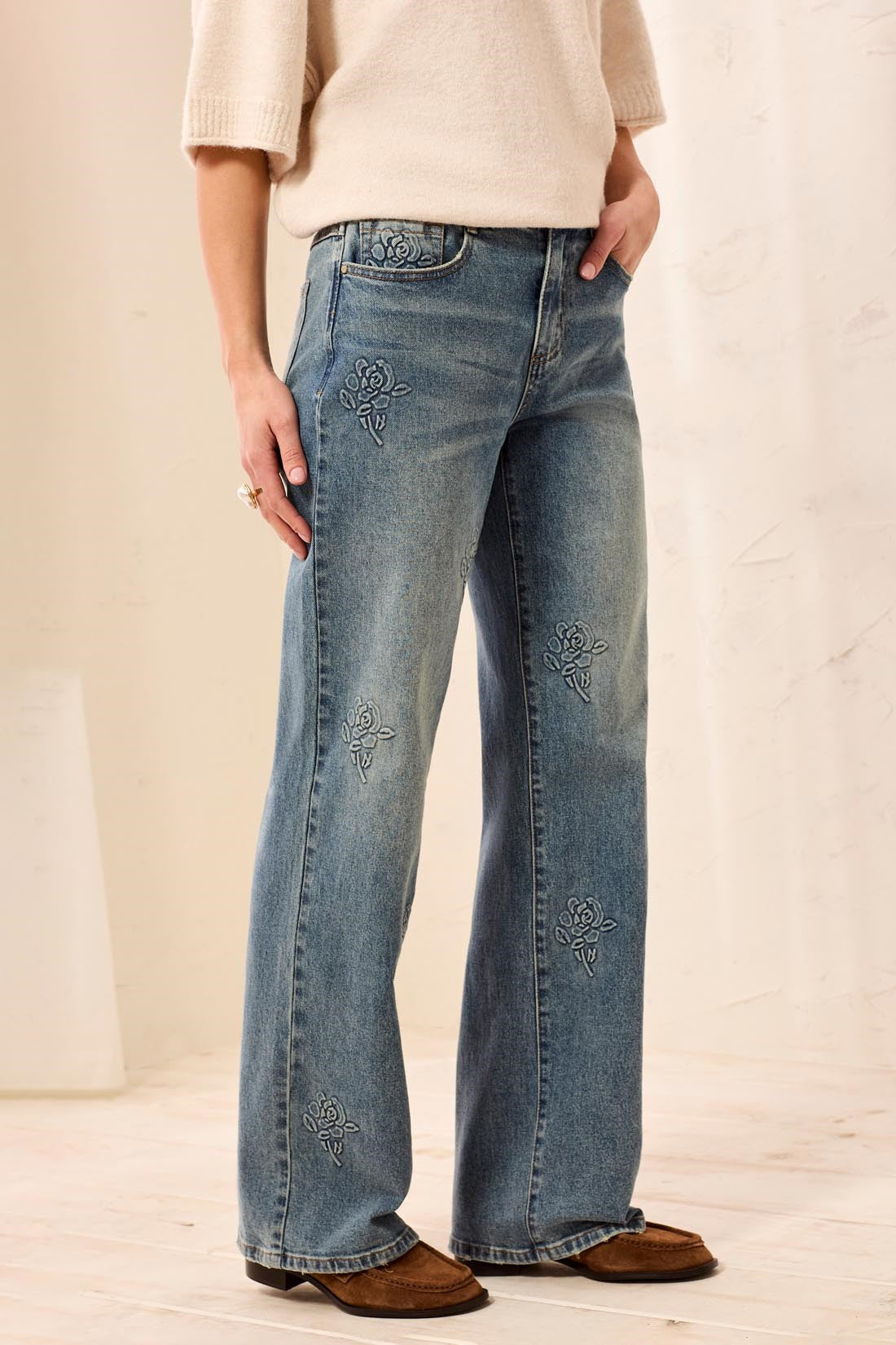 Sophia Curvy 3d Flower Denim