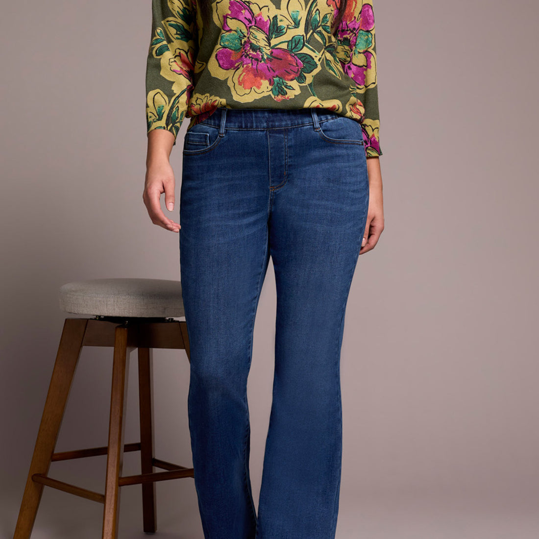 Tribal | Audrey Hugging Straight Crop J