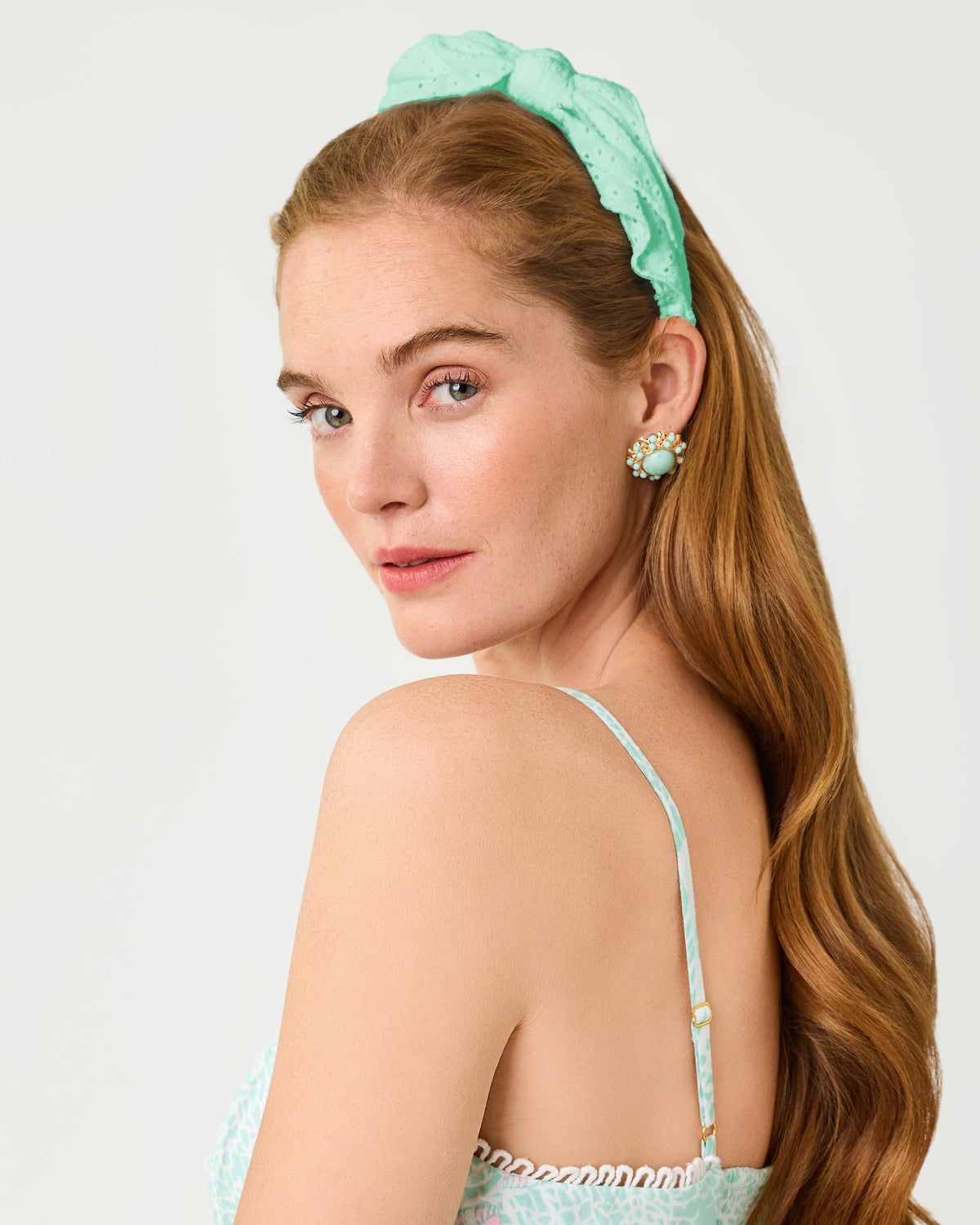 Side Bow Knotted Eyelet Headband - Mint Condition