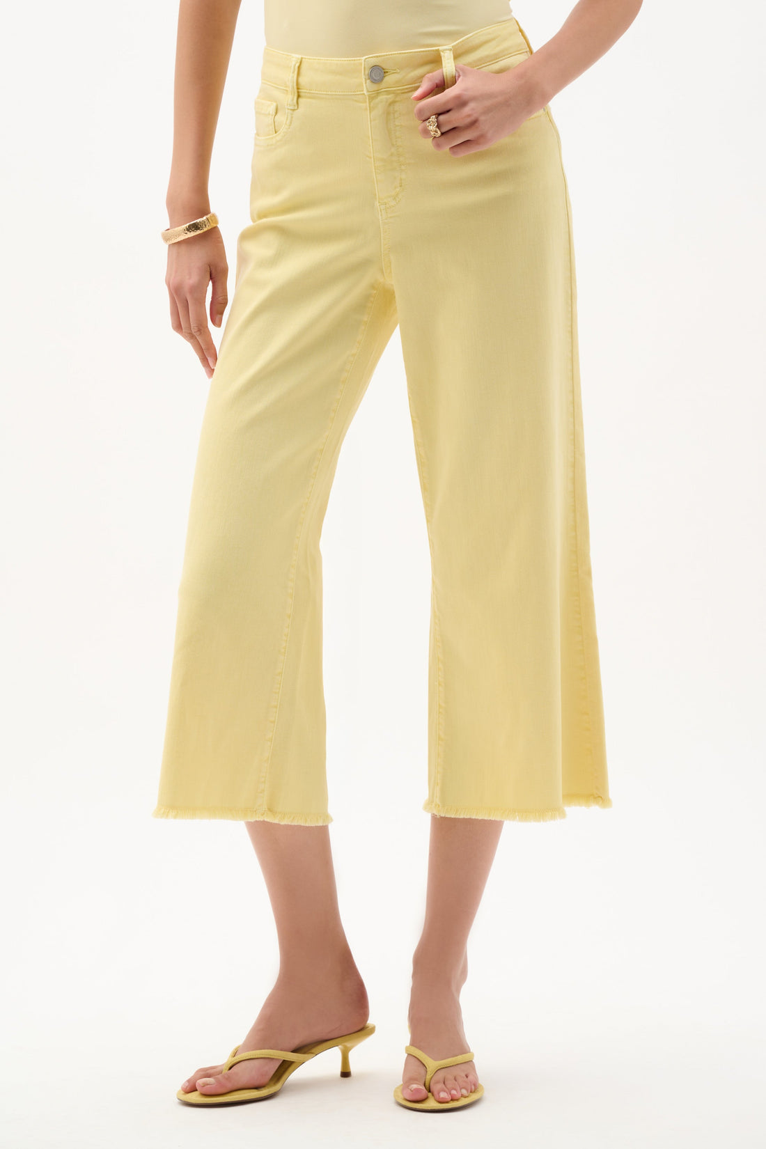Wide-leg Cropped Jean