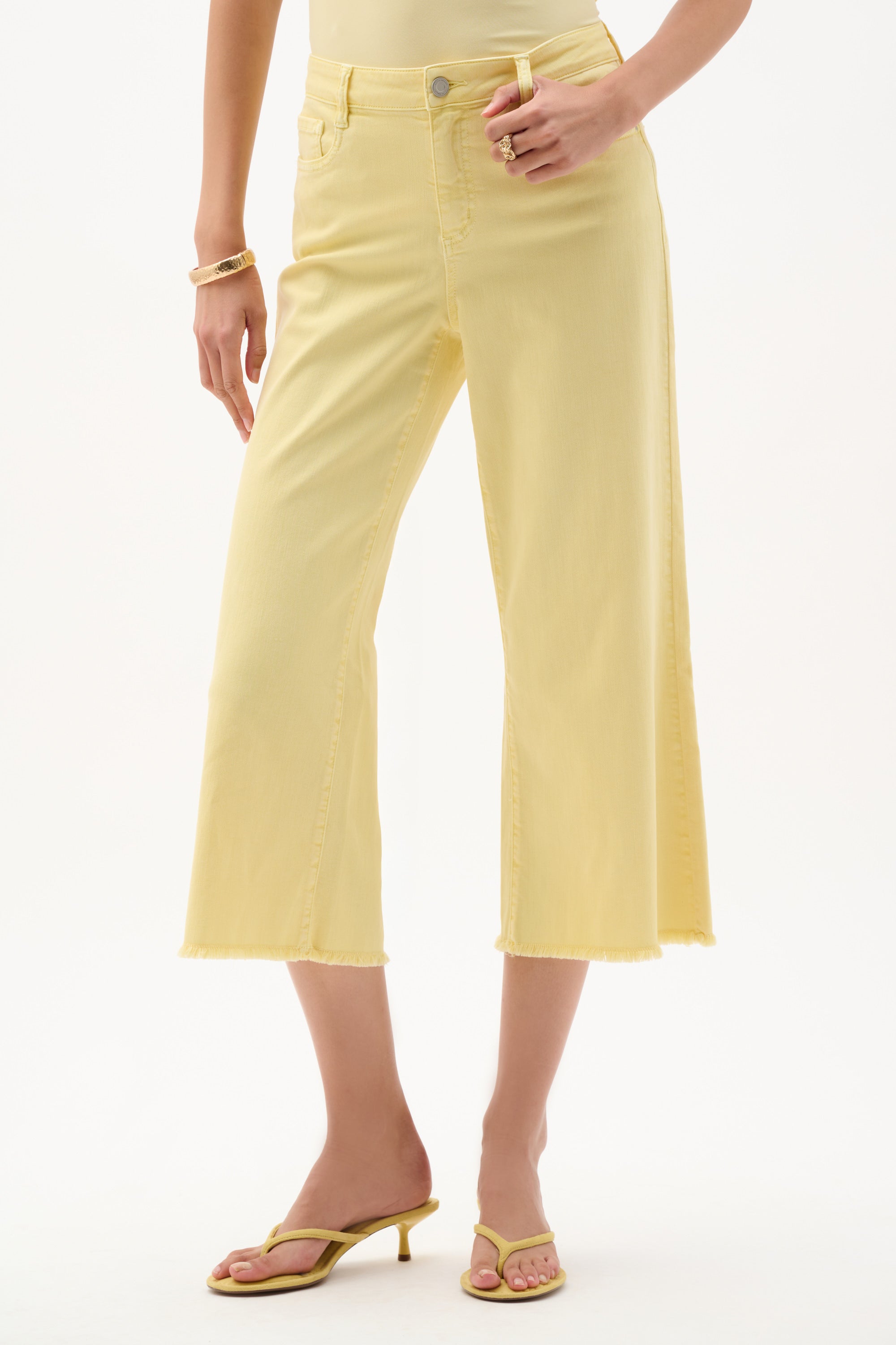 Wide-leg Cropped Jean