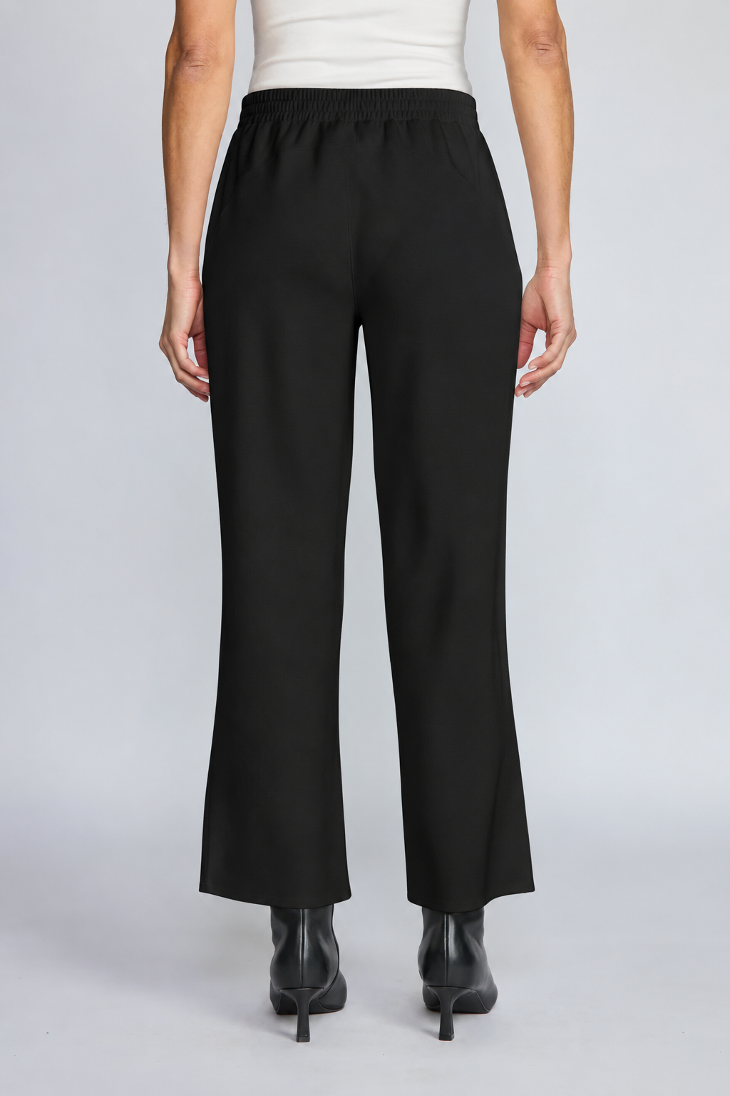Feather Lux Knit Trek Pant - Black