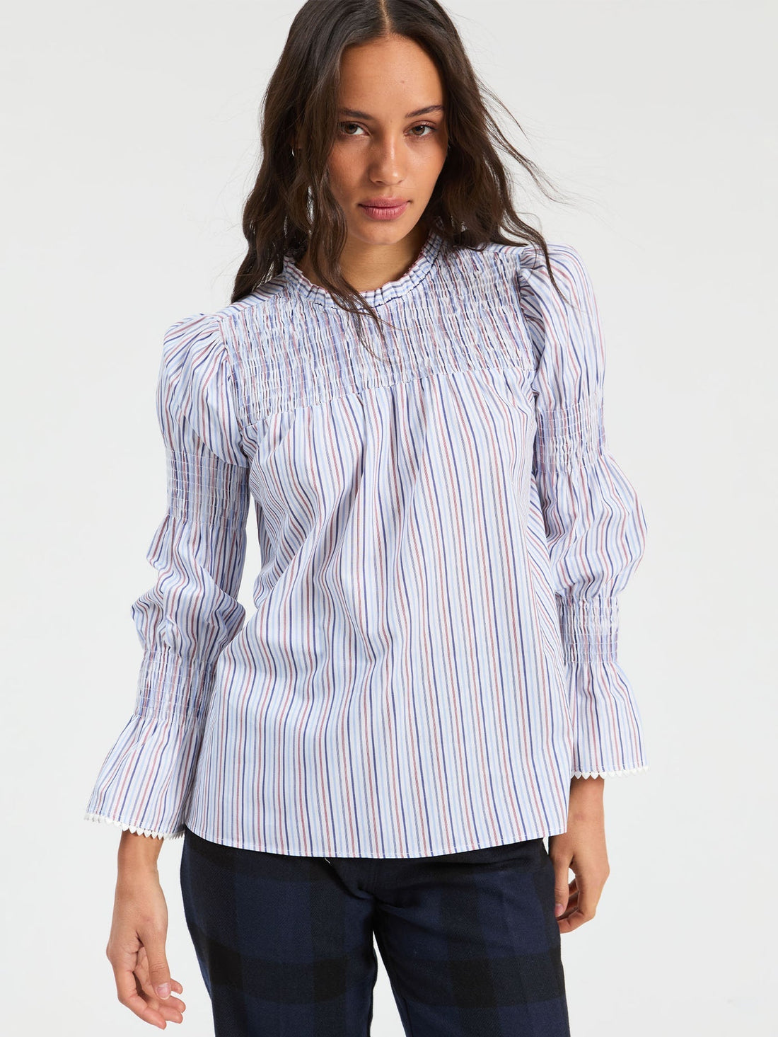 VILAGALLO print blouse, stylish tops with colorful floral pattern, lightweight fabric, and relaxed fit, perfect for casual wear.