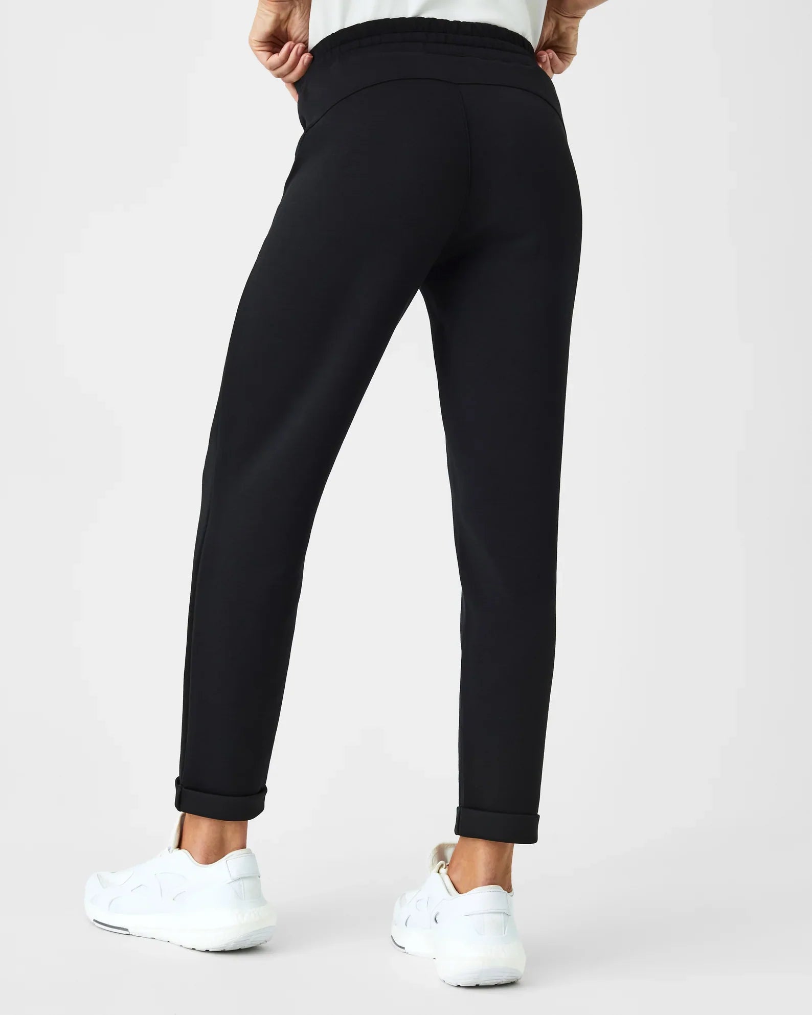 Spanx | Airessentials Tapered Pant