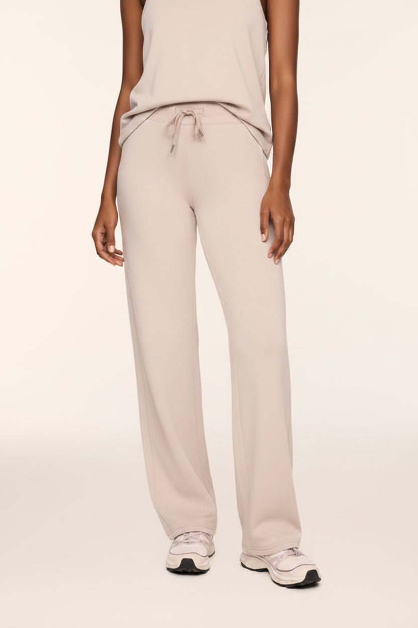 Air Essentials Straight Leg Pant Mushroom