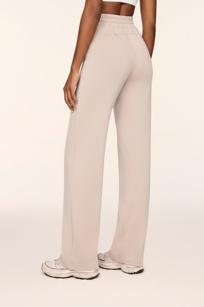 Air Essentials Straight Leg Pant Mushroom