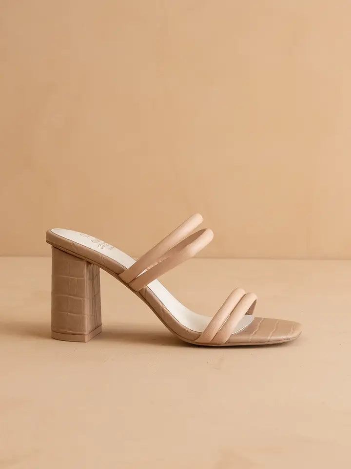 Oasis | The Angela Nude