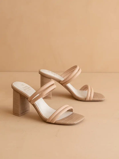 Oasis | The Angela Nude