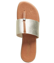 Load image into Gallery viewer, Andre Assous | Flip Flop Sandal
