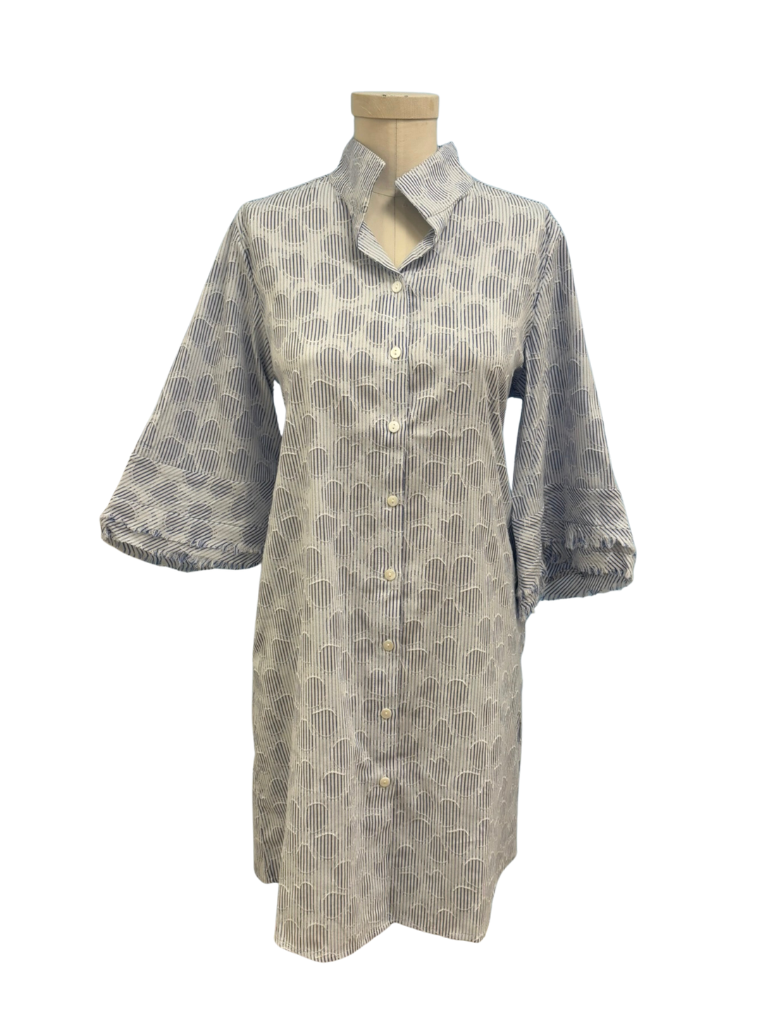 Woman Boho Chic Dress W/fringe Sleeve white and blue patterned shirt dress