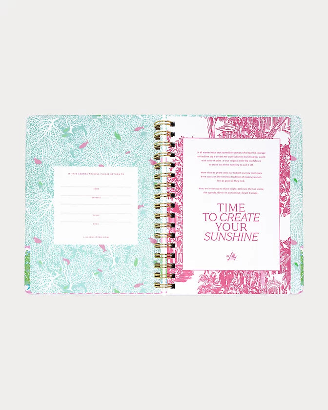 Lilly Pulitzer 2026-2027 17 Month Large Agenda comes in Mint Condition Fantastical