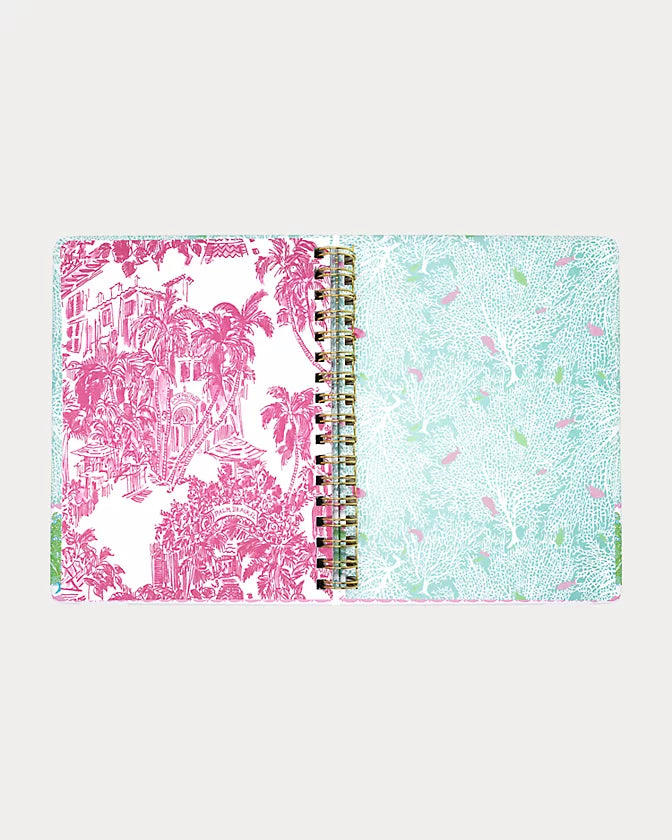 Lilly Pulitzer 2026-2027 17 Month Large Agenda comes in Mint Condition Fantastical