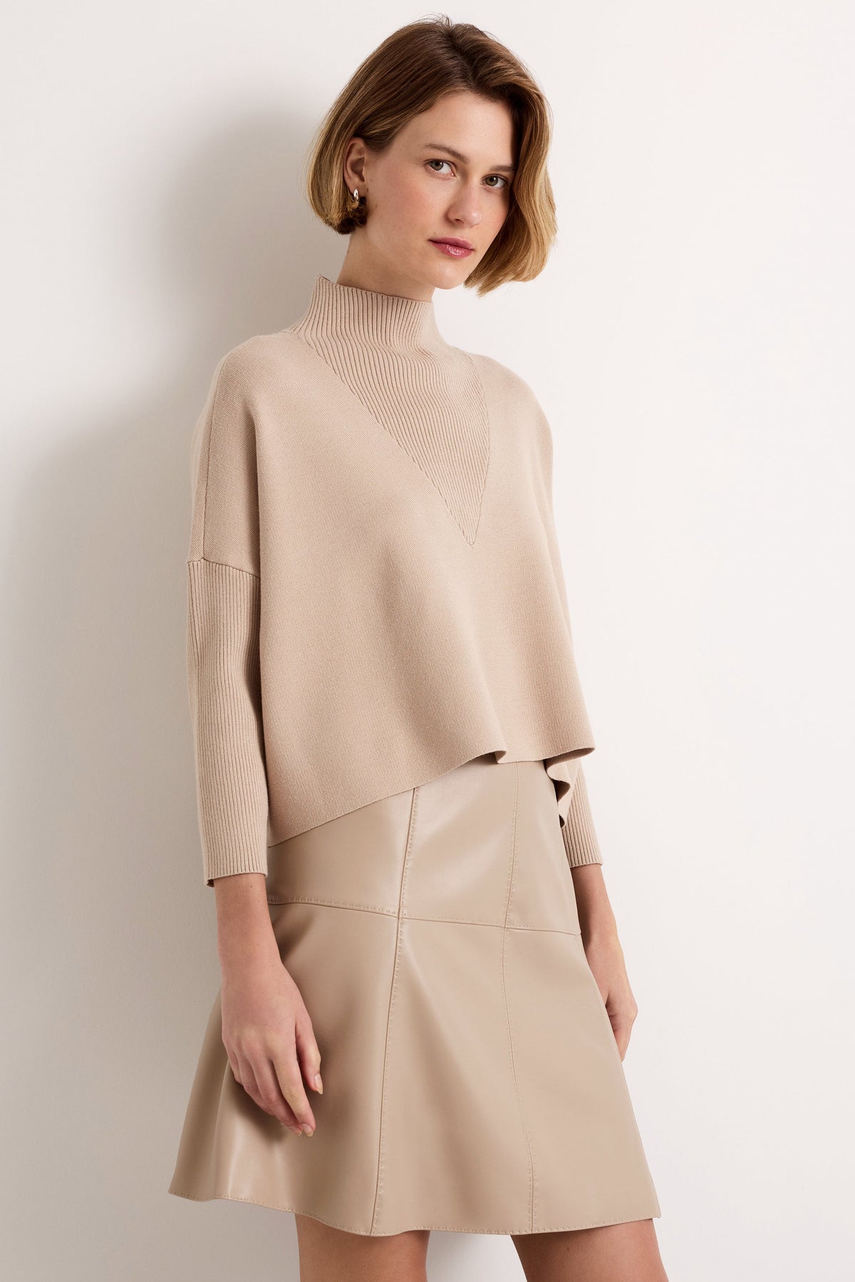 Claudie Popover