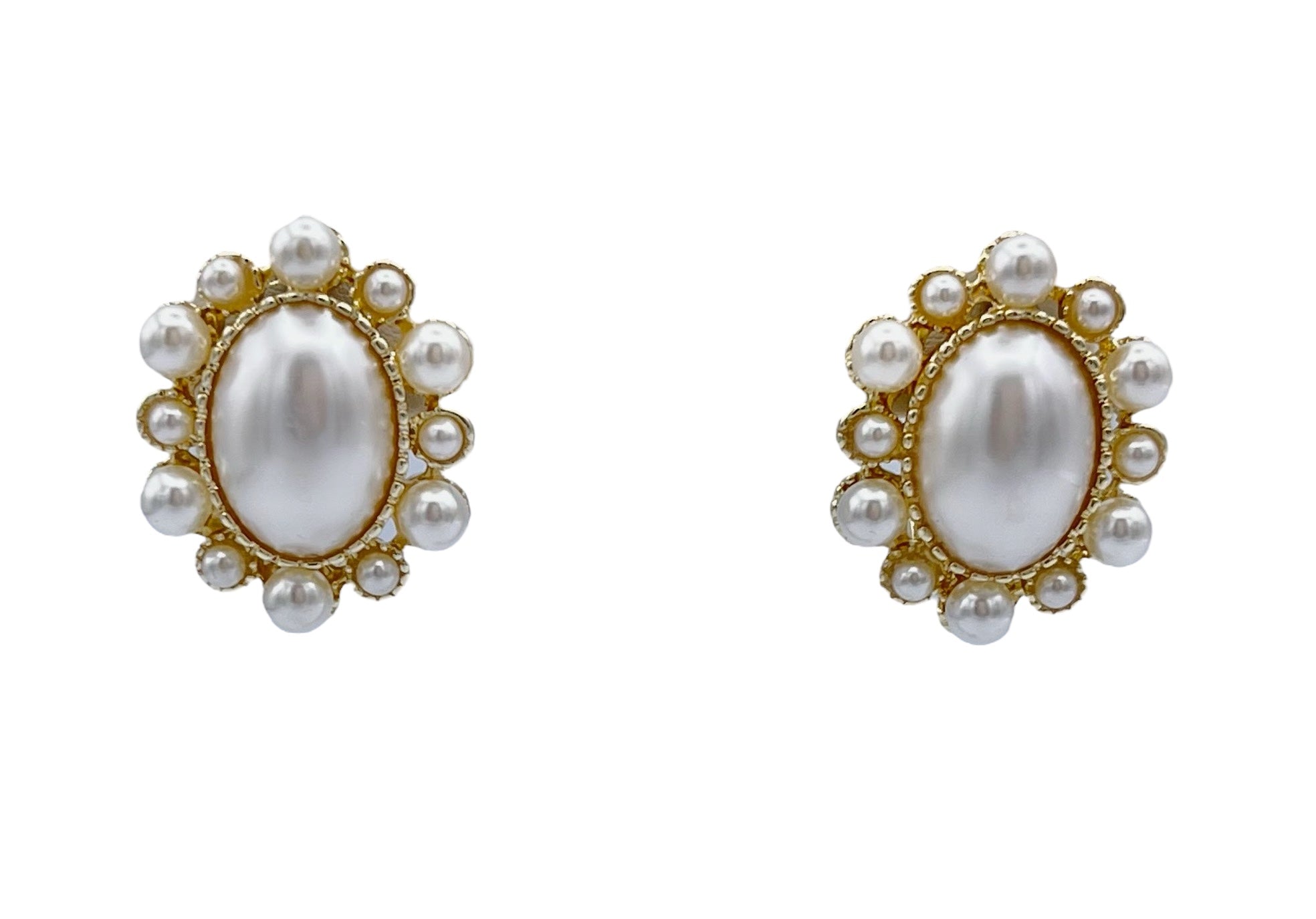 Lordane,inc. | Gold Pearl Oval Clip Earring