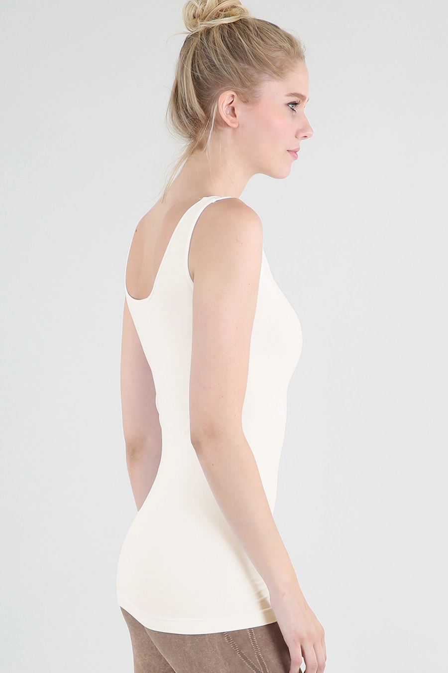 Women’s Reversible Tank Top in Ivory beige
