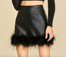 Load image into Gallery viewer, Evelyne Talman | Skirt with Feather Trim
