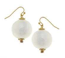 Load image into Gallery viewer, Susan Shaw | Cotton Pearl Earrings
