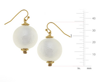 Load image into Gallery viewer, Susan Shaw | Cotton Pearl Earrings
