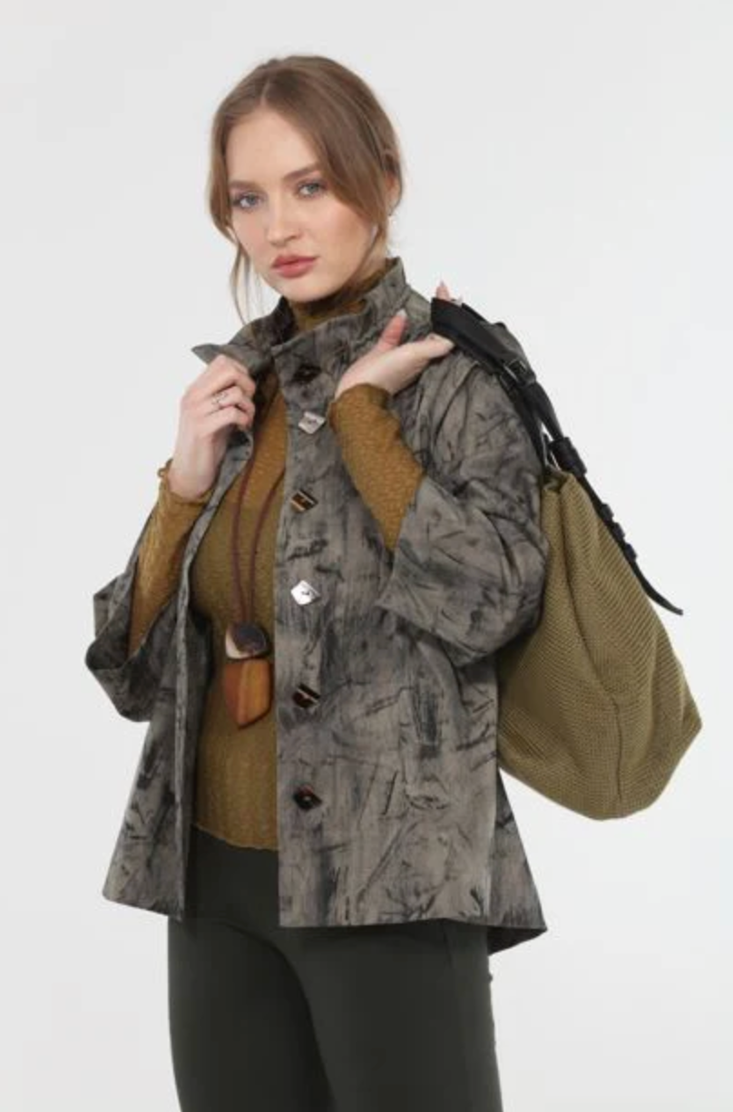Terra | 3/4 Sleeve Wire Collar Jacket