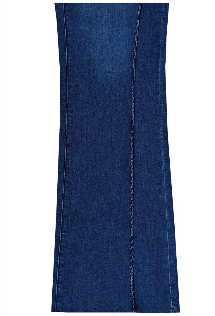 Ethyl On The Move Jean pants in a stylish fit, shown in a neutral color, with detailed stitching and classic design.