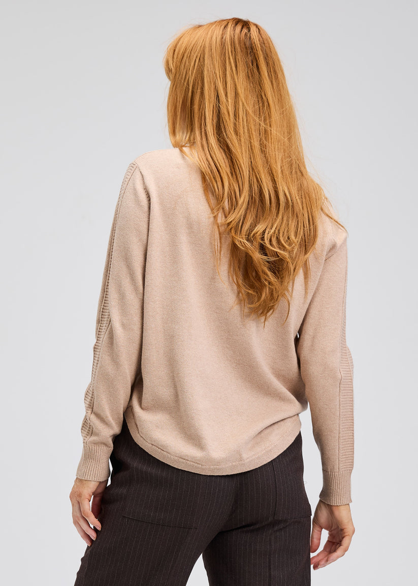 Zaket&amp; Plover | Soft V Neck Sweater - Evelyne Talman