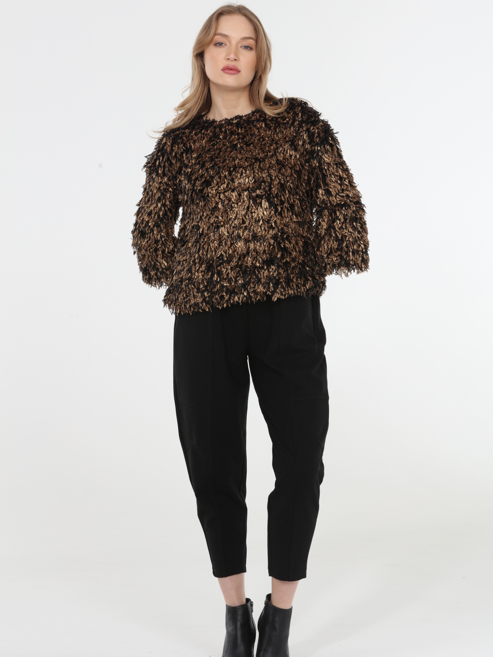 Terra | Eyelash Foil Top