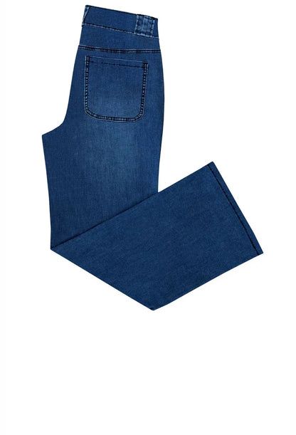 A person wearing dark blue wide-leg jeans, ethyl Relaxed Classic Jean - Benefit Z8MED.AF