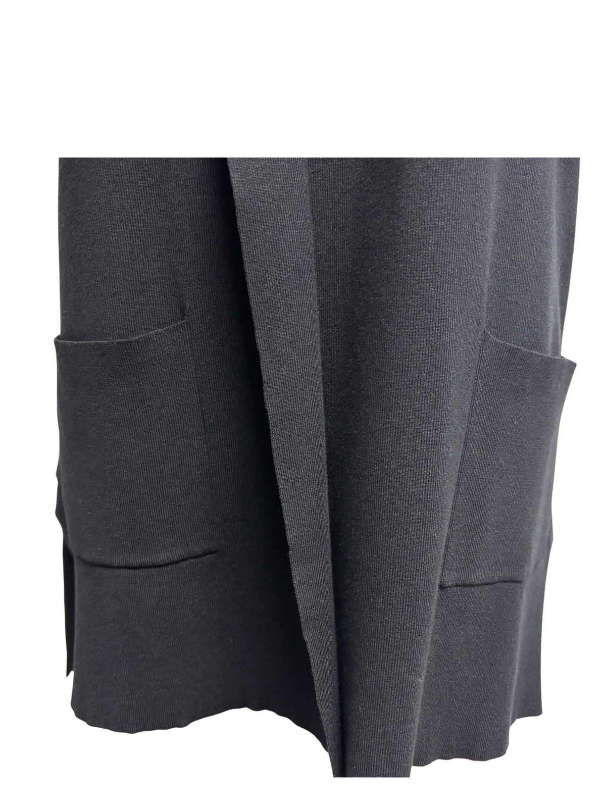 The H Edition | Black Notch Colar Vest - Evelyne Talman