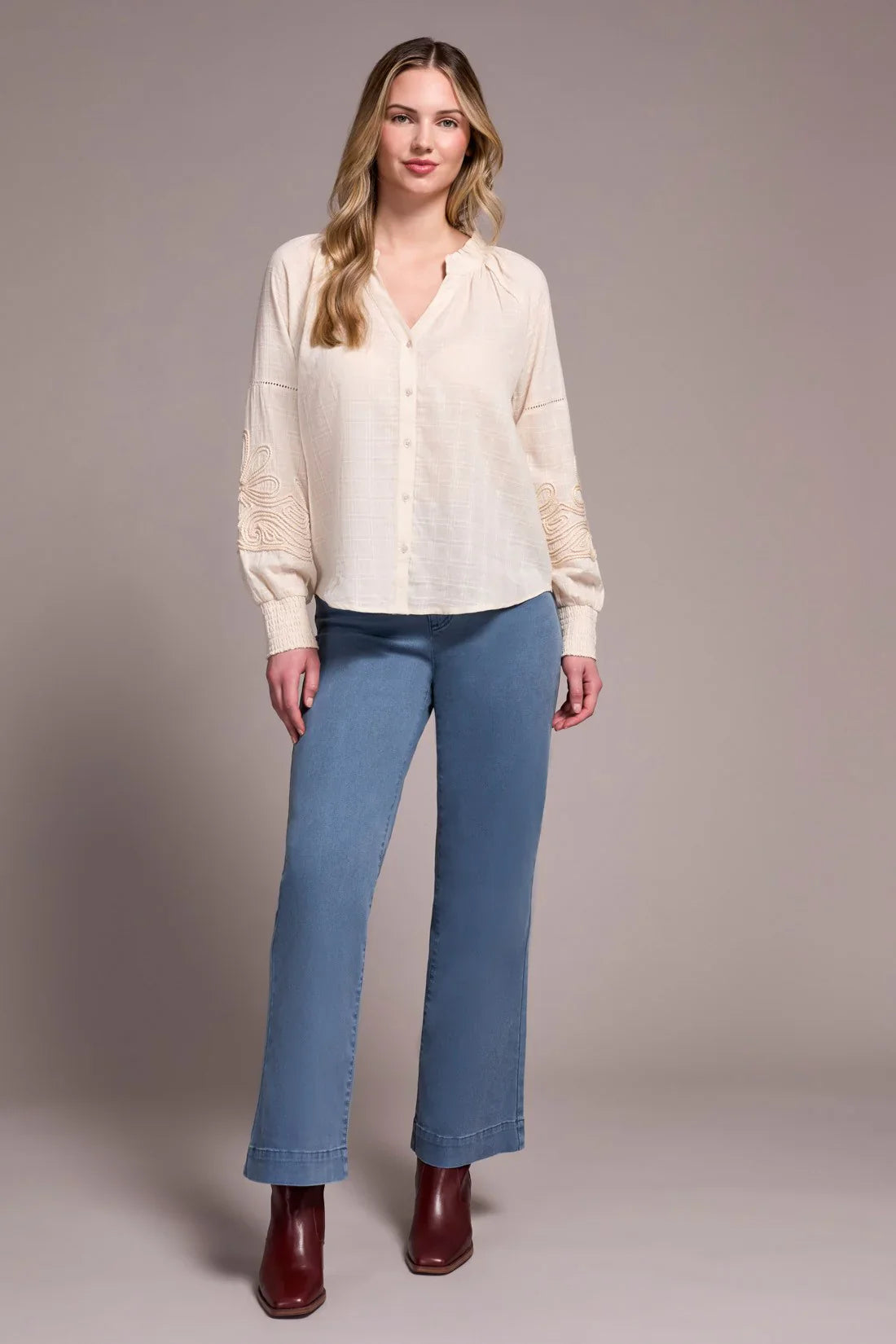 Tribal | L/s Blouse W/ Applique On Slv-