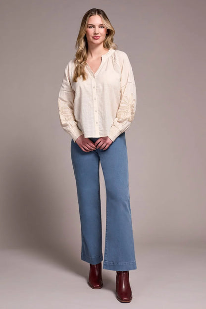 Tribal | L/s Blouse W/ Applique On Slv-