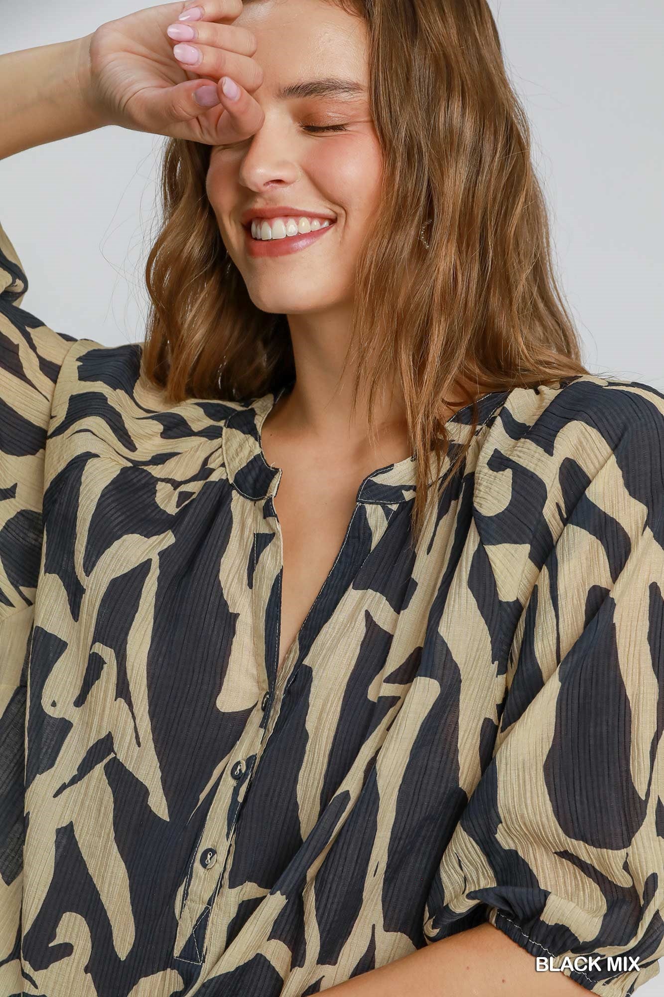 Umgee Usa | Umgee Usa | Abstract Print Top | Cloister Collection | CONTEMPORARYSP