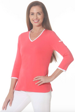 Load image into Gallery viewer, Eli | V-neck Tunic with Contrast
